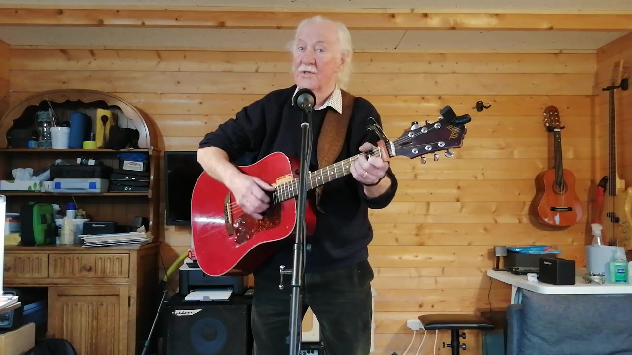 The Highroad to Duncrievie - Written and performed by Gordon Menzies