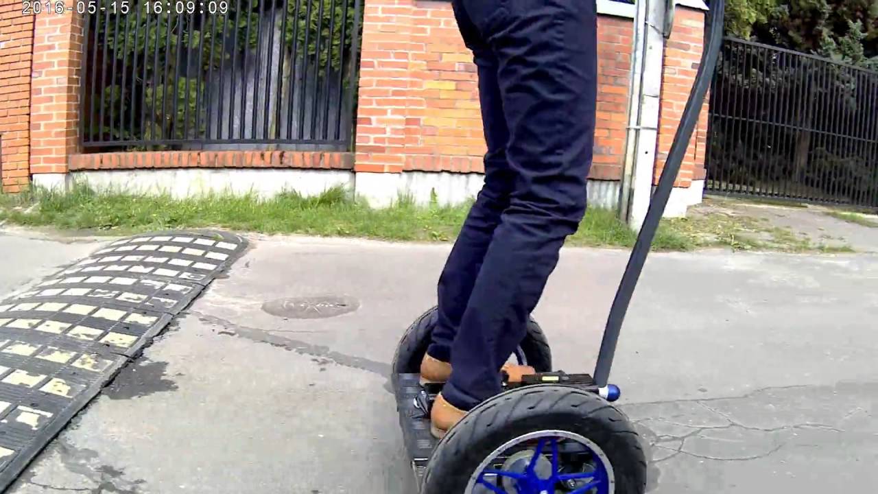 Segway Clone - DIY Self Balancing Scooter (Outdoor test)