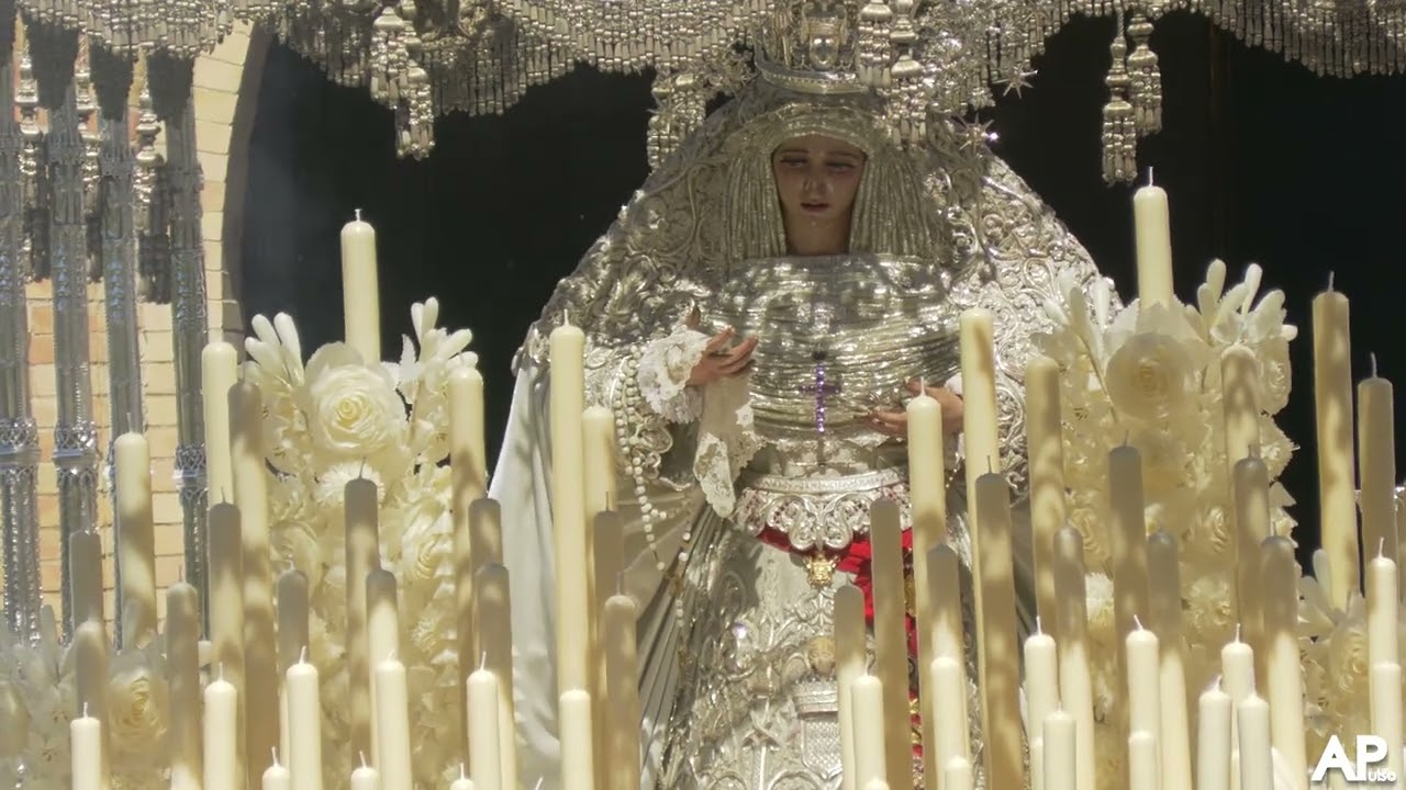 Salida de la Virgen de la Paz | Semana Santa Sevilla 2023