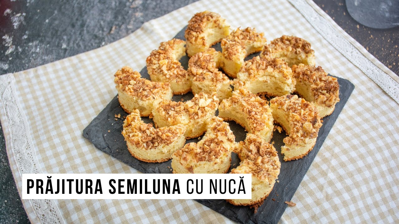 Пышный ореховый торт в форме полумесяца