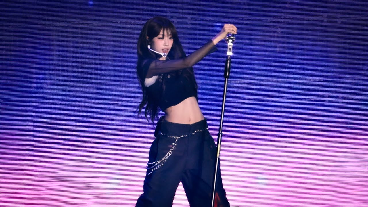 250531 FAKE IT - 이즈나 최정은 직캠 (izna JUNGEUN FanCam) KT POP
