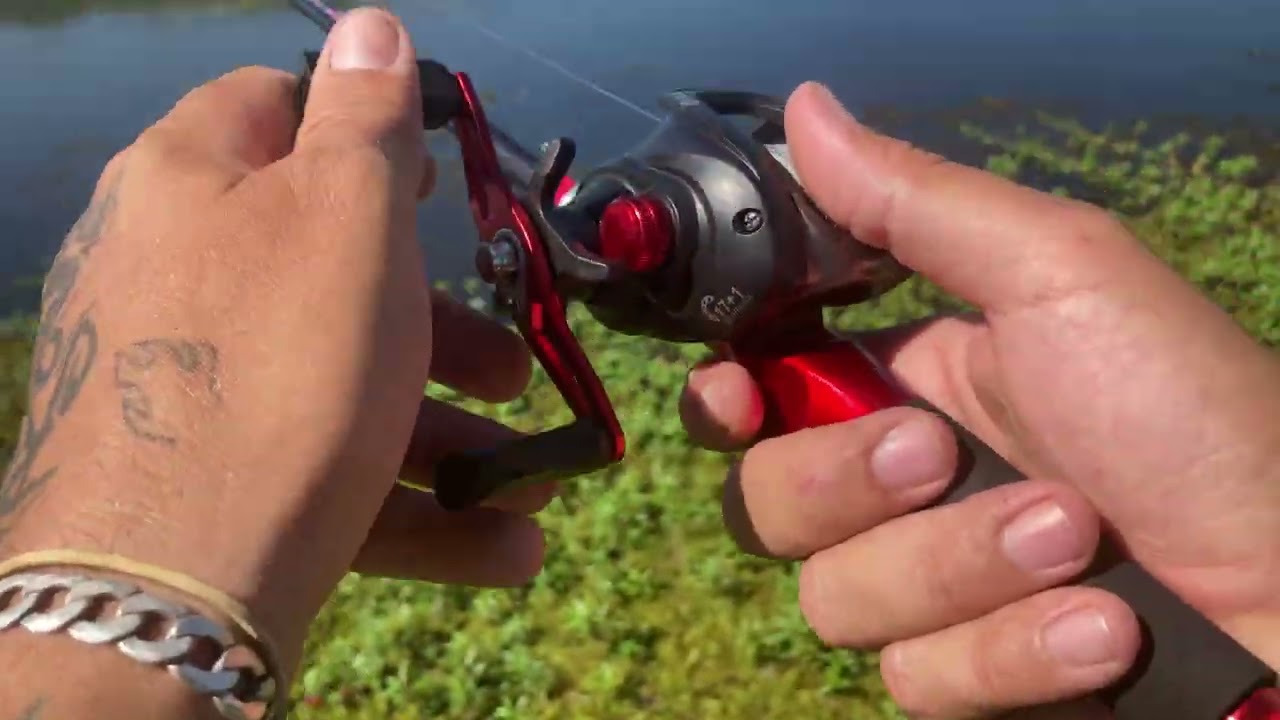 Chega de cabeleira nessa carretilha pescador!