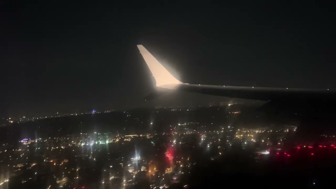 American 737 MAX 8 Landing at DCA