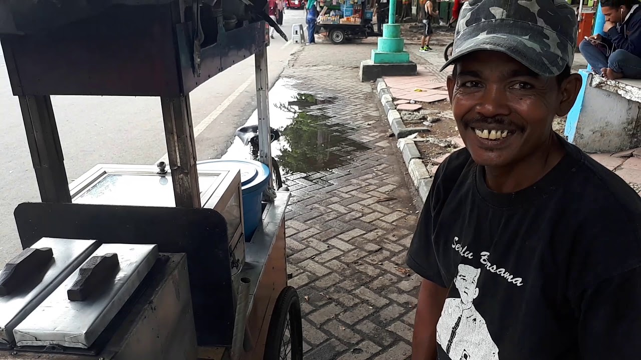 Warisan kuliner Indonesia, kue baroncong.