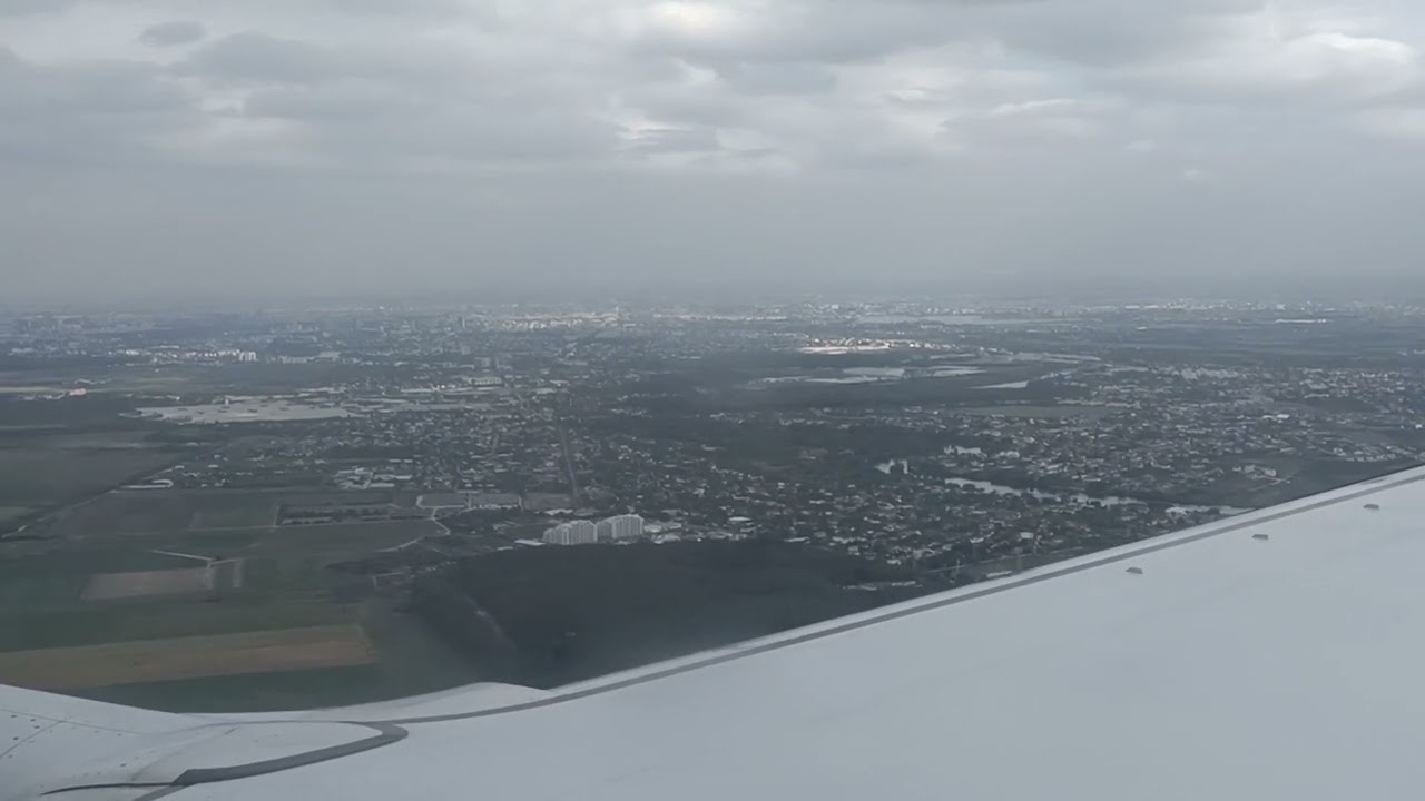 ✈️ ✈️ ✈️ Landing in Bucharest(OTP), Romania - Aeroportul International Henri Coanda, Otopeni - 2024