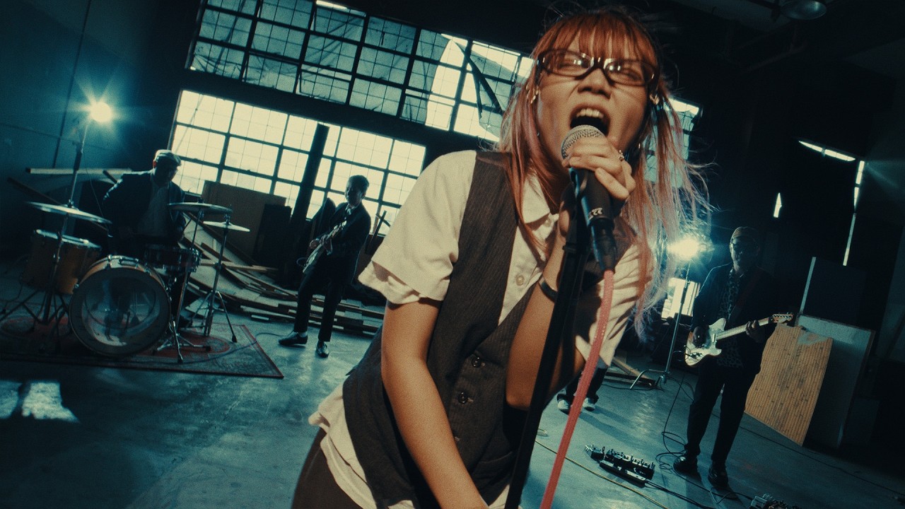 Sandwich & SUYEN - basura (Performance Video)