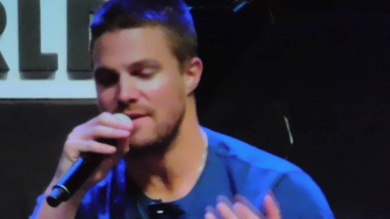 Craziest fans of Stephen Amell (Arrow)