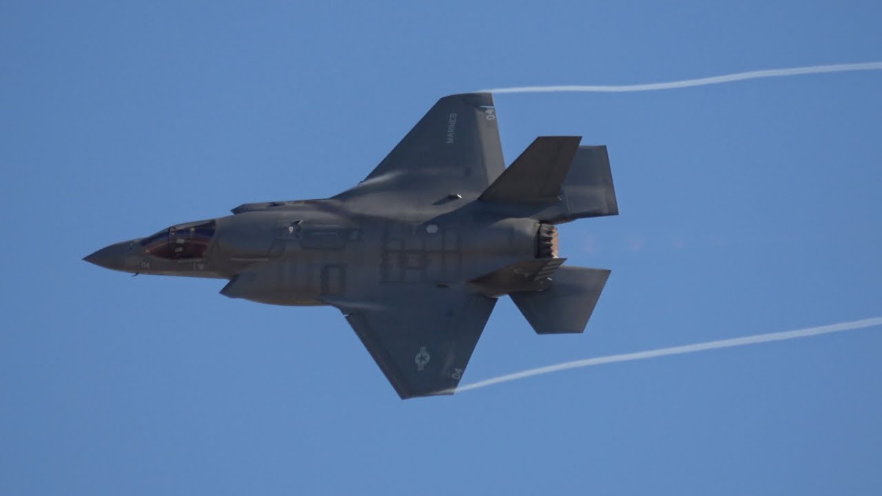 F-35B Lightning II Saturday Demo .. Miramar Airshow 2017 (4K)