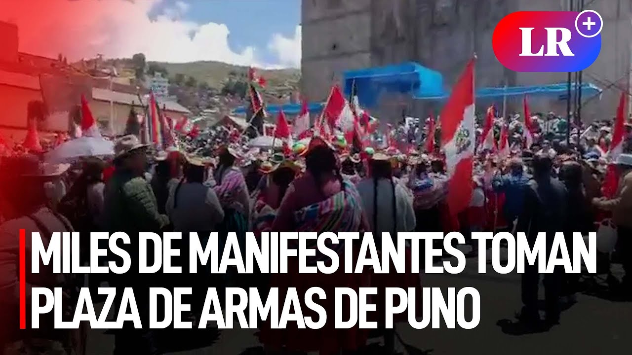 Manifestantes toman Plaza de Armas de Puno e irrumpen misa de Virgen de la Candelaria | #LR