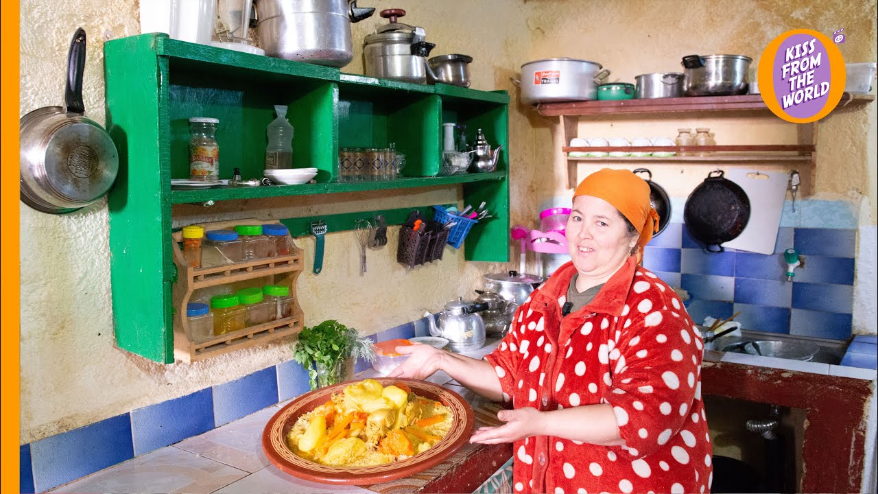 Craving Moroccan cuisine? Master the art of cooking tajine, couscous and msemen