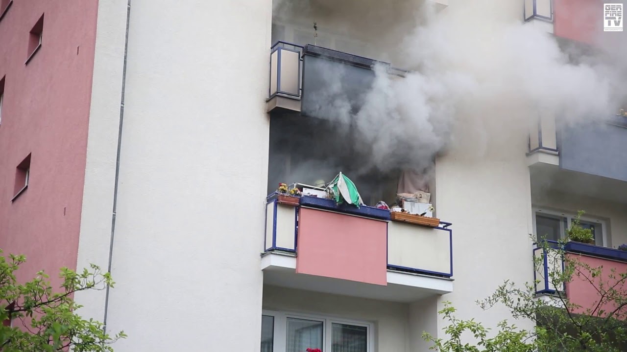 Wohnungsbrand - Büdnerring - Reinickendorf [Feuer 4 Staffeln]