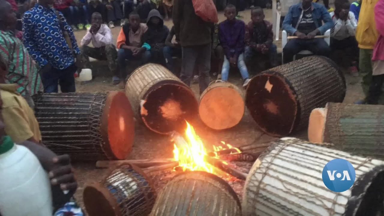 Abantu Ibihumbi 50 Bizihirije Asomusiyo i Kibeho