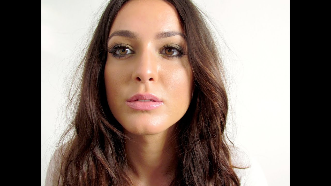 Wearable Green Smokey Eye Makeup Look