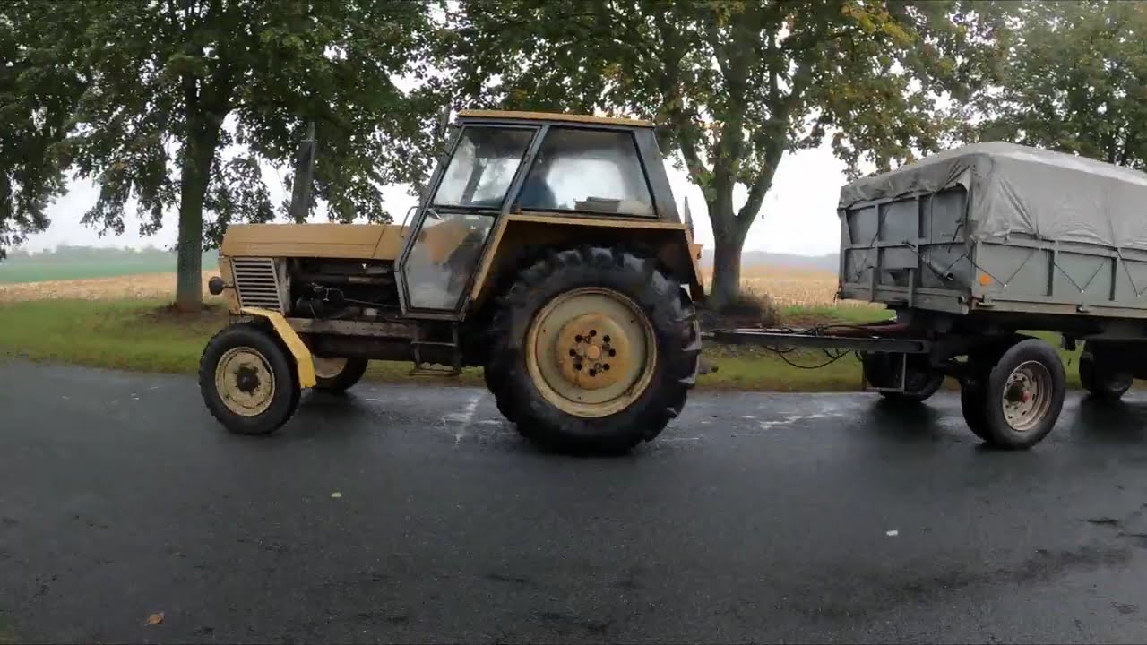 Old Polish tractor working in transport engine sound ! Ursus 1201 Dźwięk Silnika w transporcie !