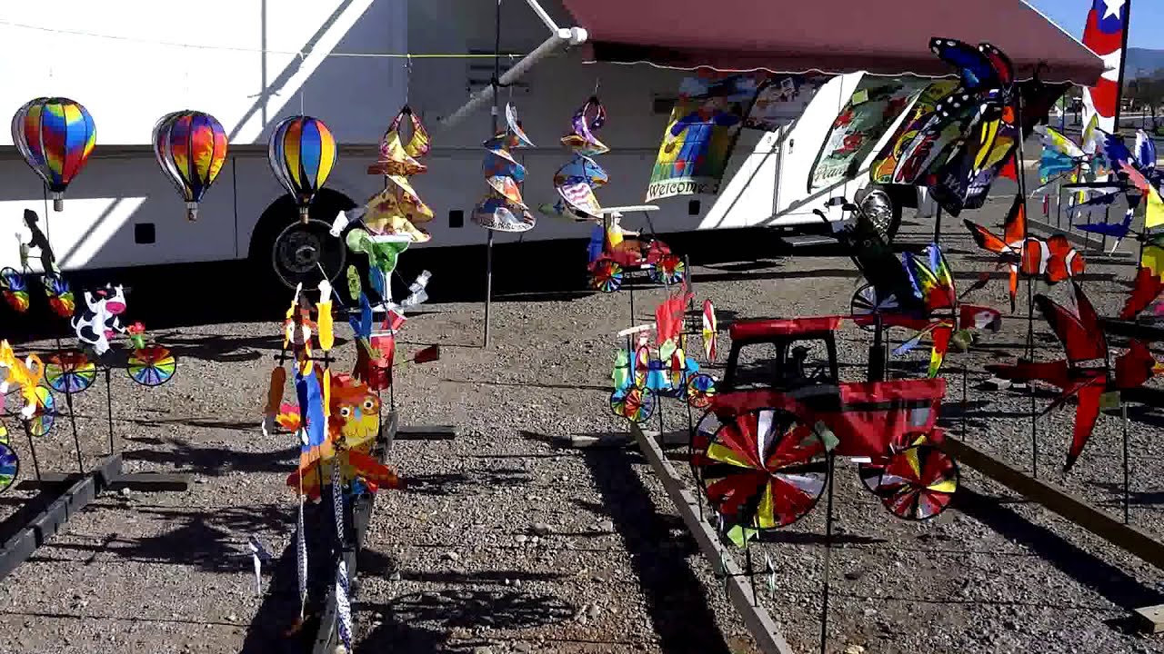 Wind spinner kites display