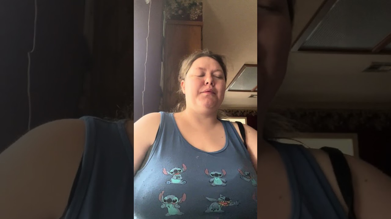 Trying frosty gummies + rambling 