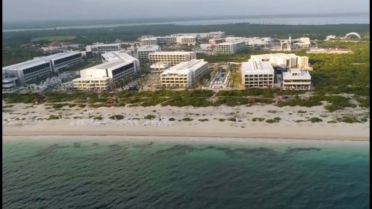 Family Selection at Grand Palladium Costa Mujeres