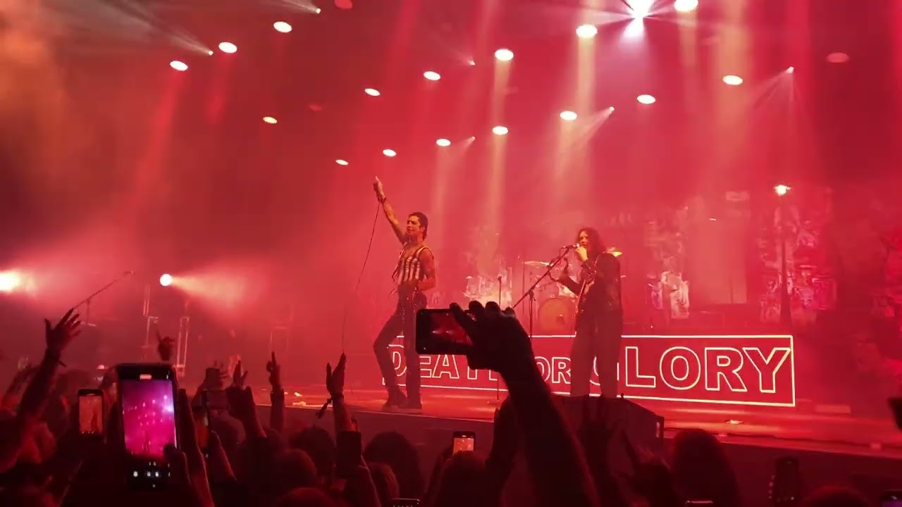 Palaye Royale - Ache In My Heart, LIVE, Forum Karlín, 10.12.2024