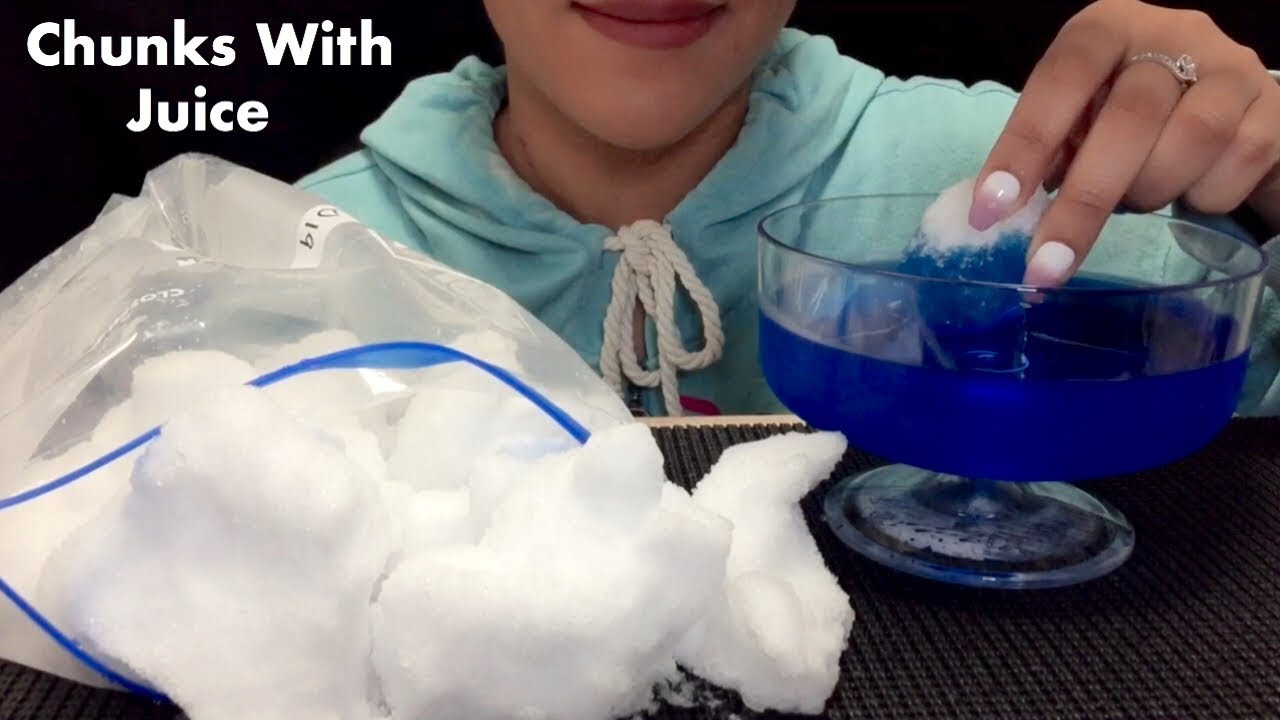 ASMR ICE POWDERY ICE CHUNKS WITH JUICE