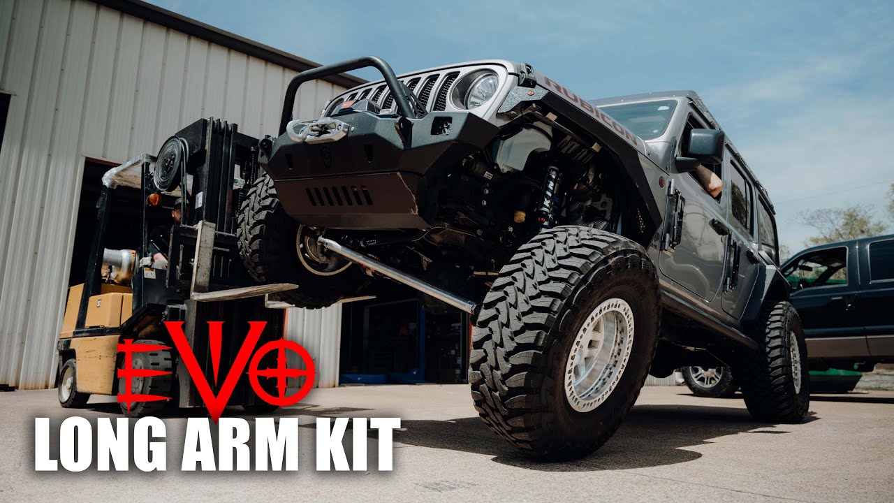 Flexing the EVO MFG kitted Jeep!