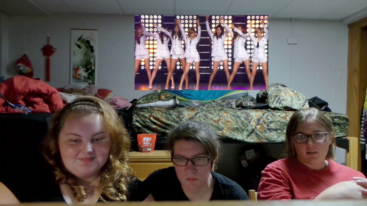 SNSD Genie (Live In Madison Square Garden) Reaction