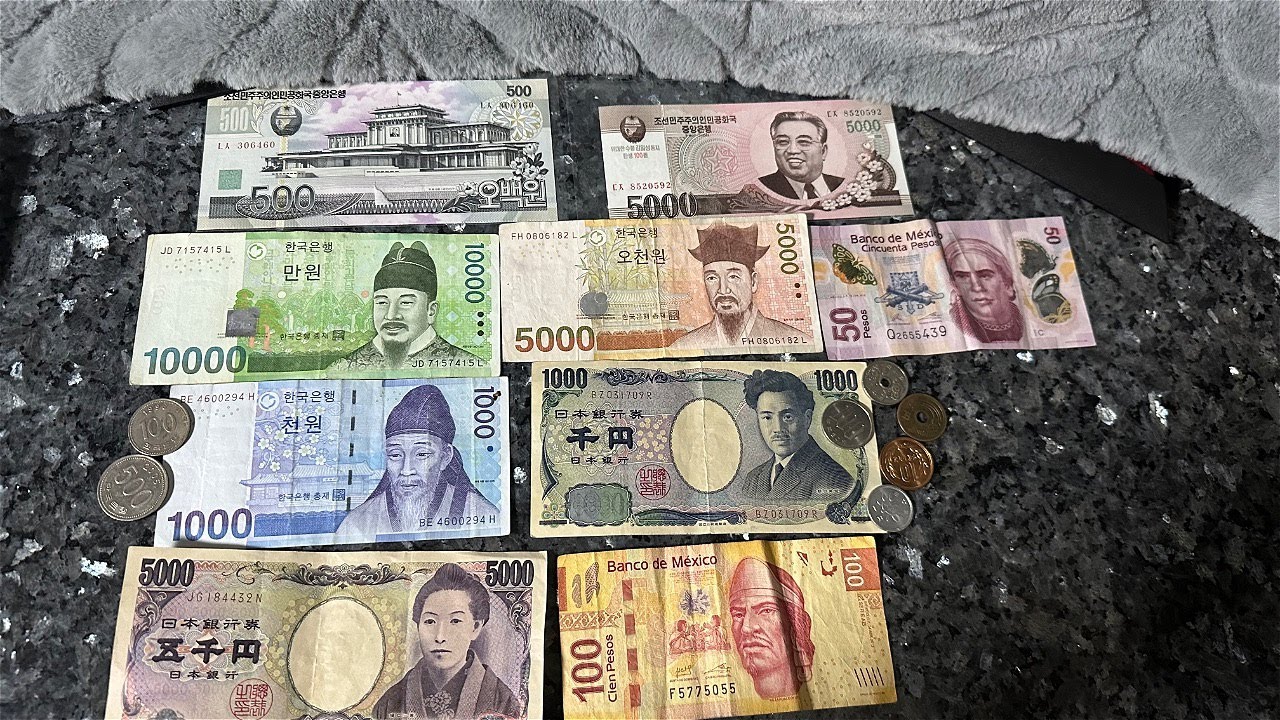 ASMR | Foreign currency collection (whispering)