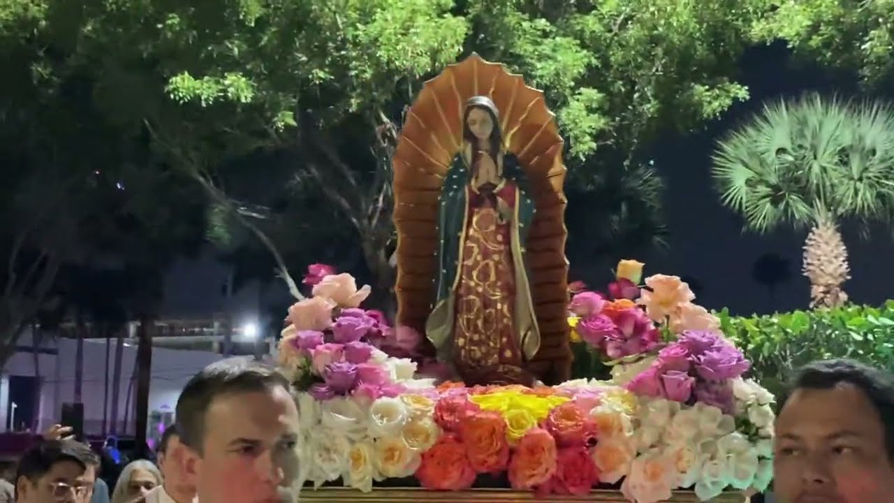 Unidas a Nuestra Madre Guadalupana,rezamos el Rosario, Our Lady of Guadalupe Catholic Church🙏❤️🇺🇸