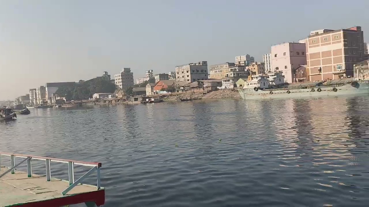 নারায়ণগঞ্জ টু মুন্সিগঞ্জ লঞ্চে করে ভ্রমণ।