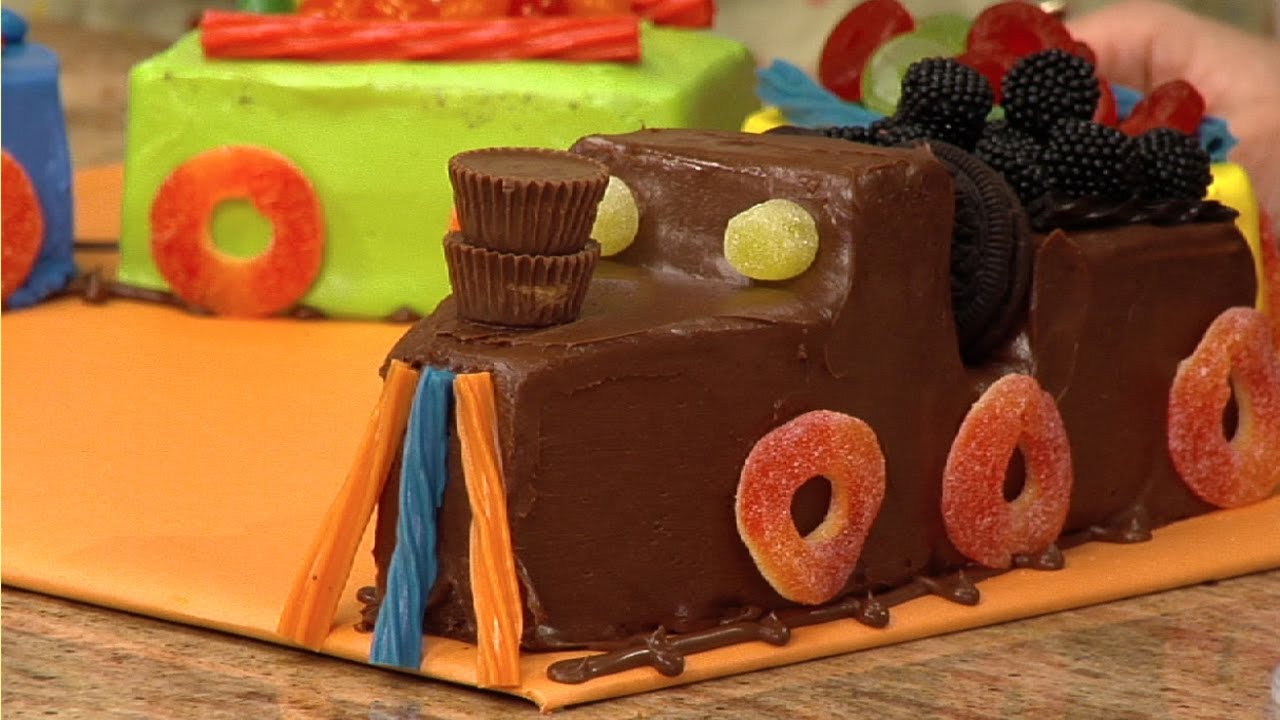 Wie Sie einen Zug-Kuchen zubereiten