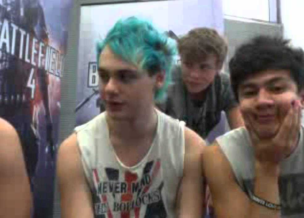 5 Seconds Of Summer twitcam 10/7