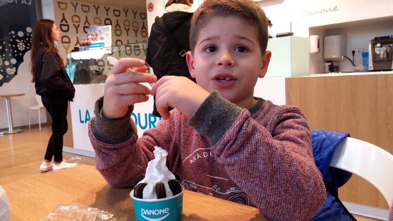La Yogurteria Danone | Yogurt helado 100% Alimenta Sonrisas | AUDIOVISOR