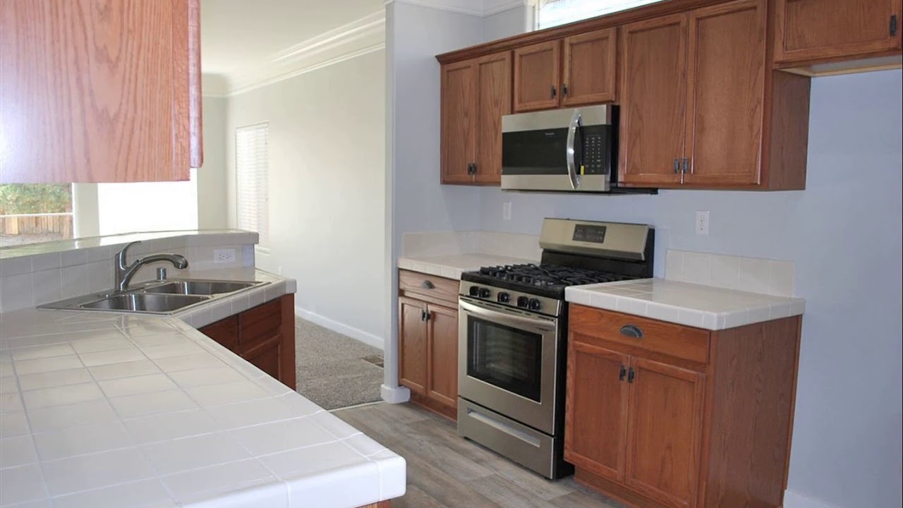 692 W. Canary Circle Fernley, NV 89408 - Single Family - Real Estate - For Sale