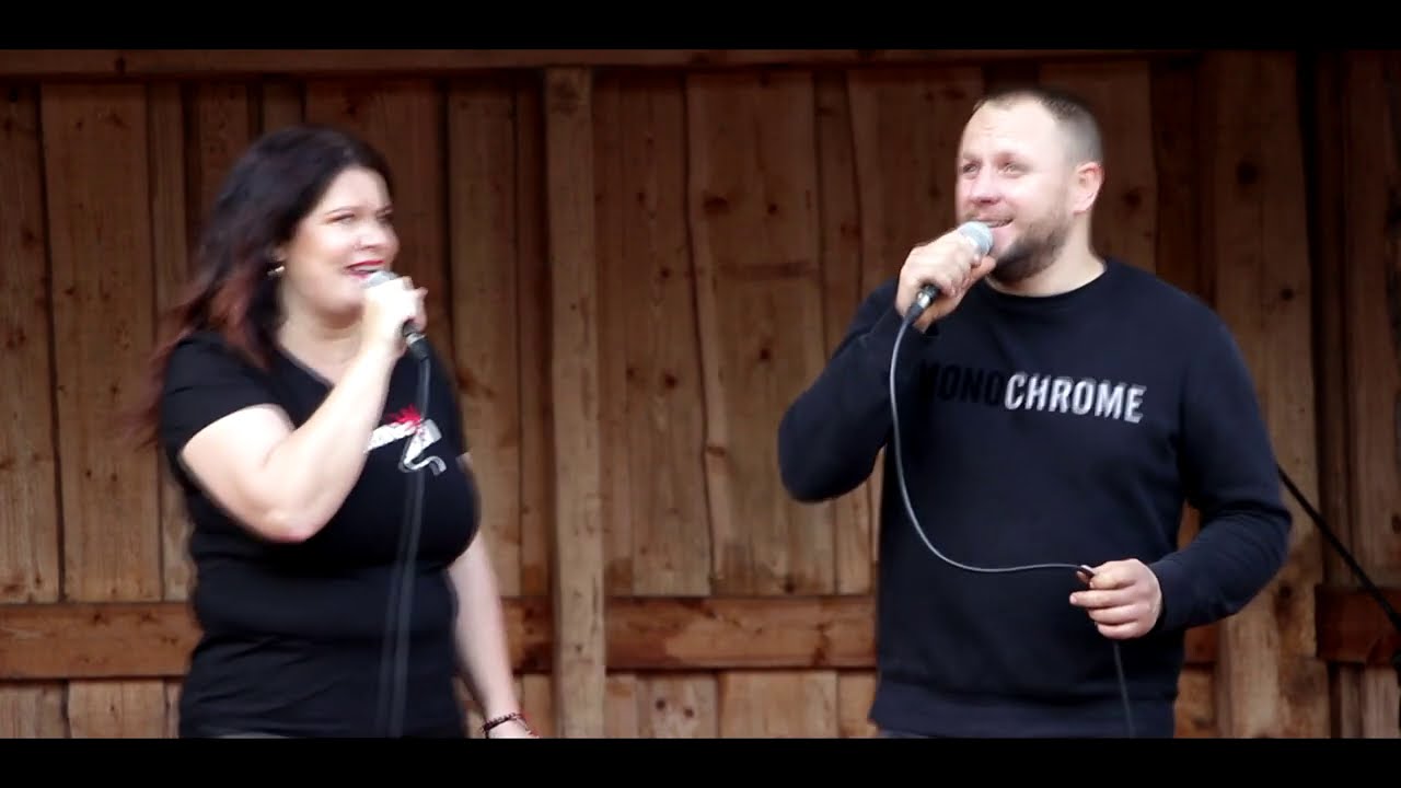 ,,Palinko liepa šalia kelio'' - Jolanta ir Gediminas.