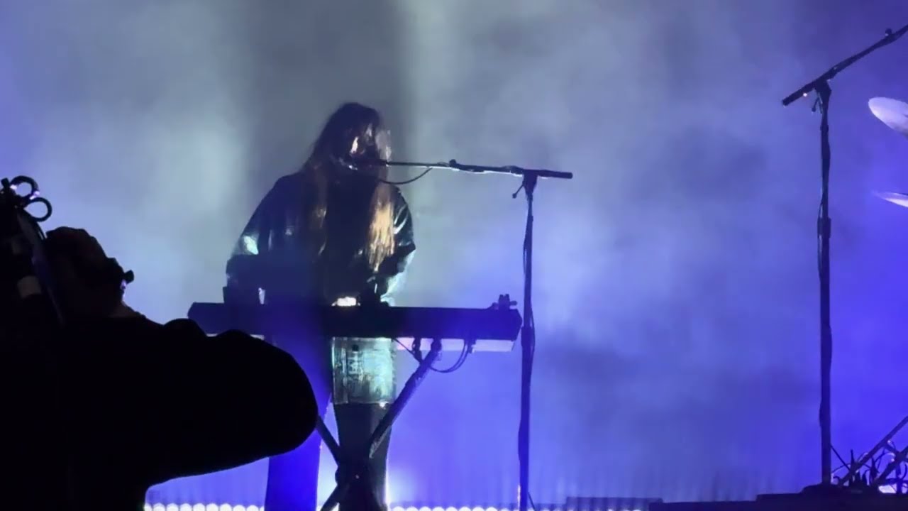 Beach House - ‘Lazuli’ in Salt Lake City, UT on 5/16/25