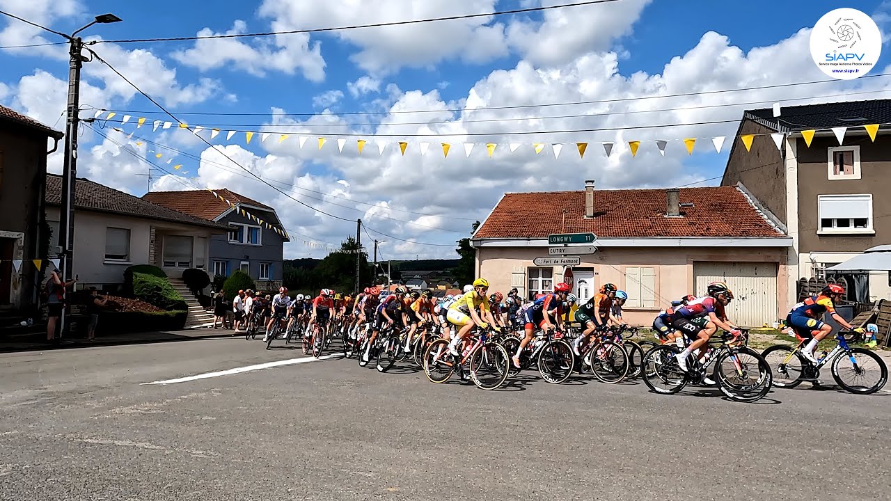 5ème étape du Tour de France féminin, passage à  Beuveille (Meurthe-Et-Moselle) le 15 août 2024.