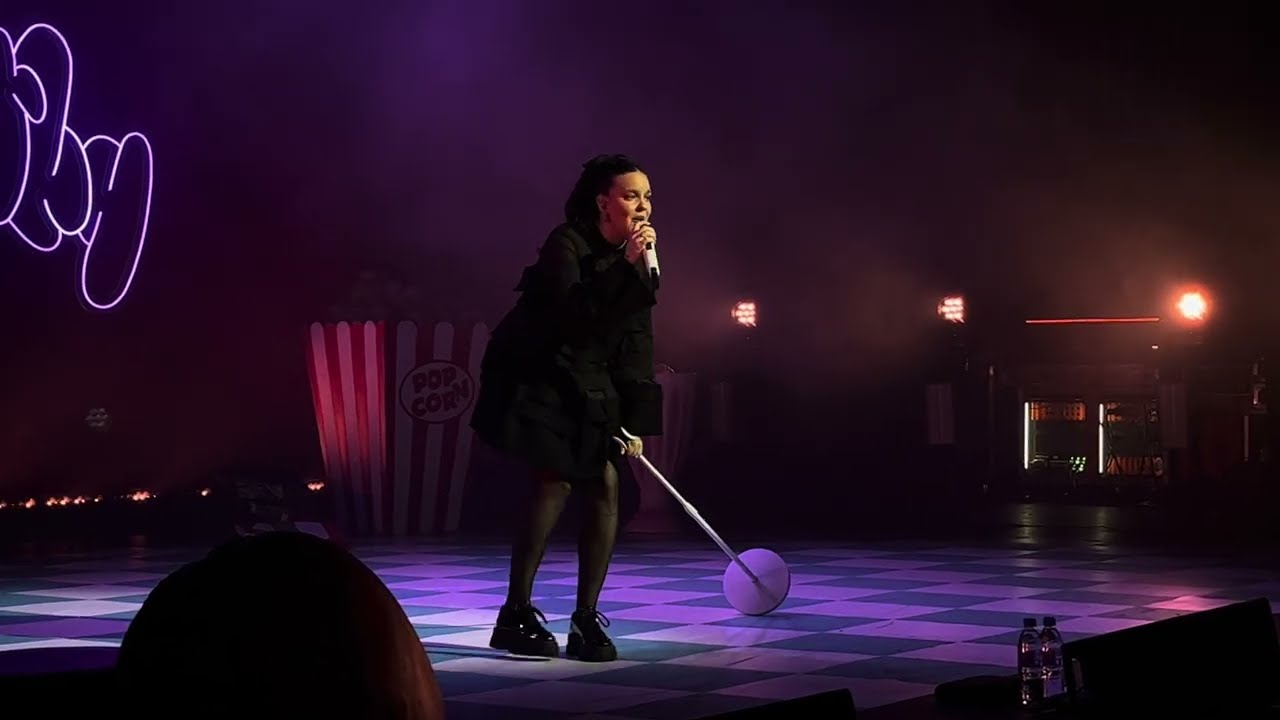 Anne-Marie LIVE at Cliffs Pavilion HOMECOMING show! Pt 1/2 - Unhealthy Launch Tour - 23rd Sept 2023