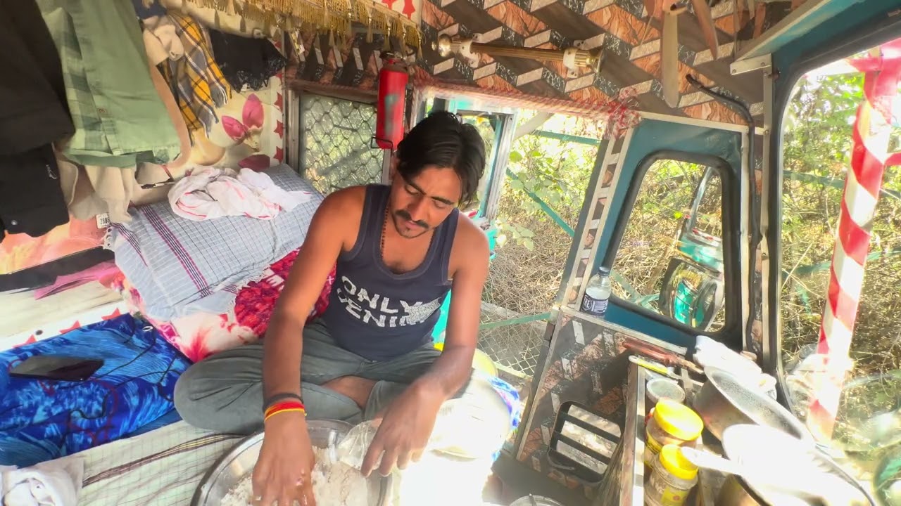￼aaj Amazon Ne kiya Khana Banane Par Majboor ￼￼#food #driver #truckdriver #satendra_vloger 