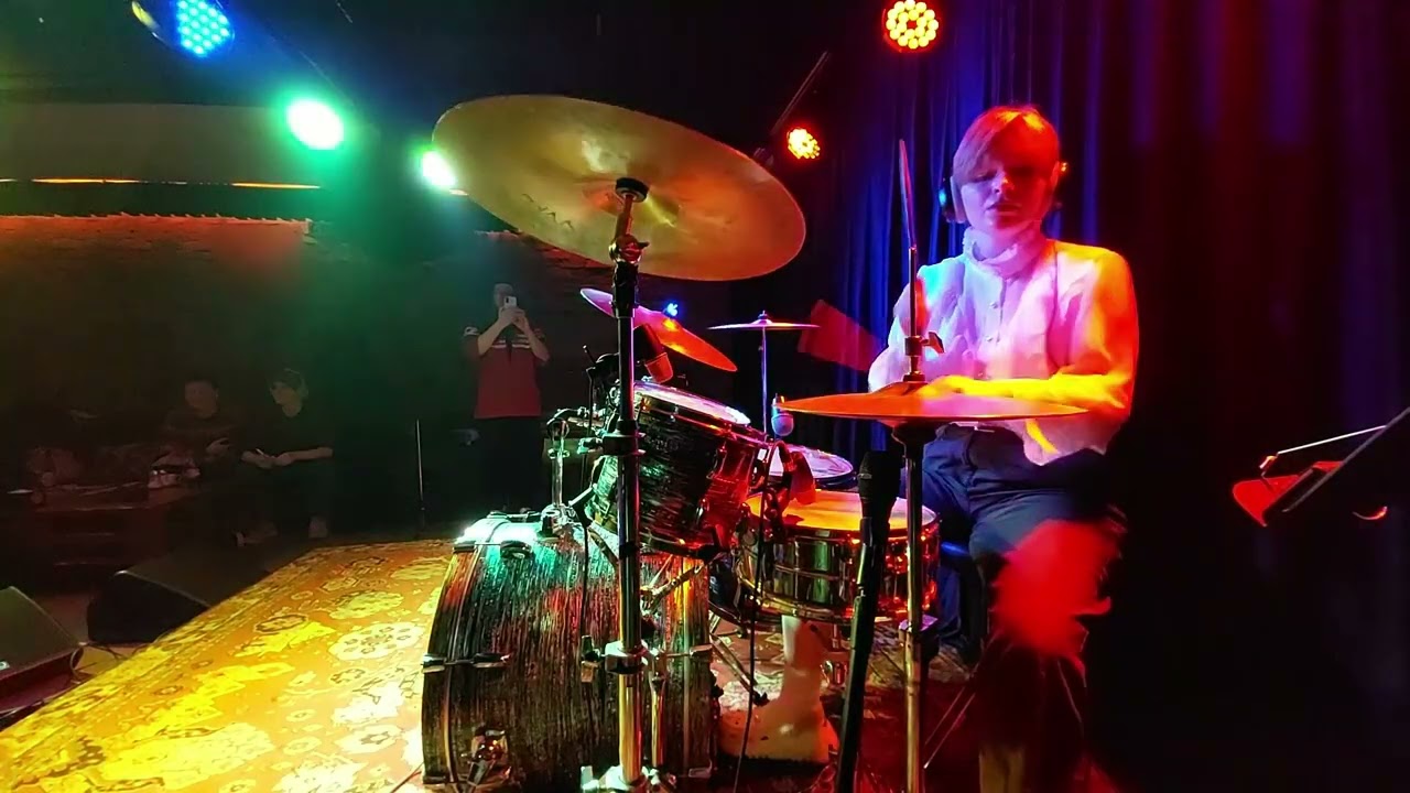 My Chemical Romance – Welcome to the Black Parade (drum cover)