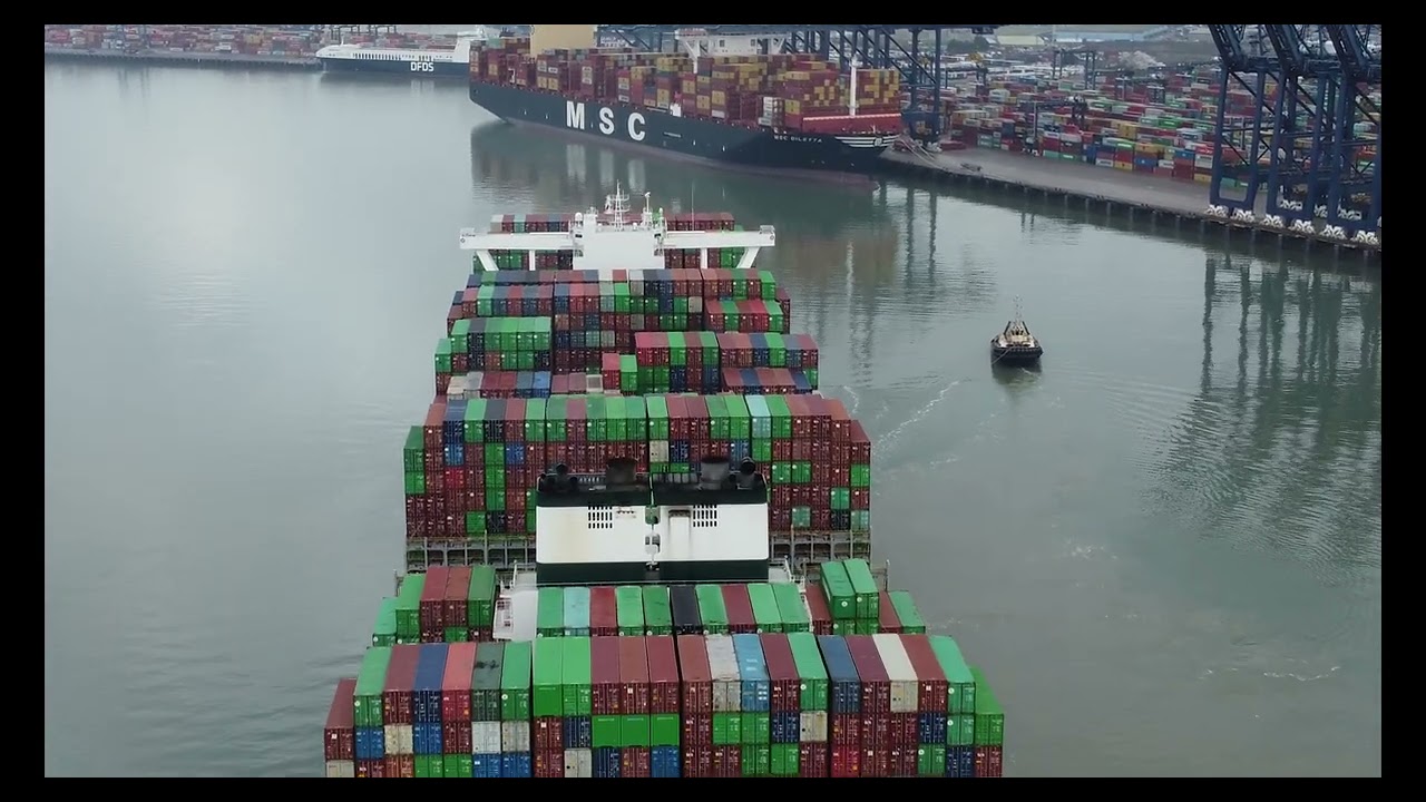 Oocl Hong Kong and Ever Glory