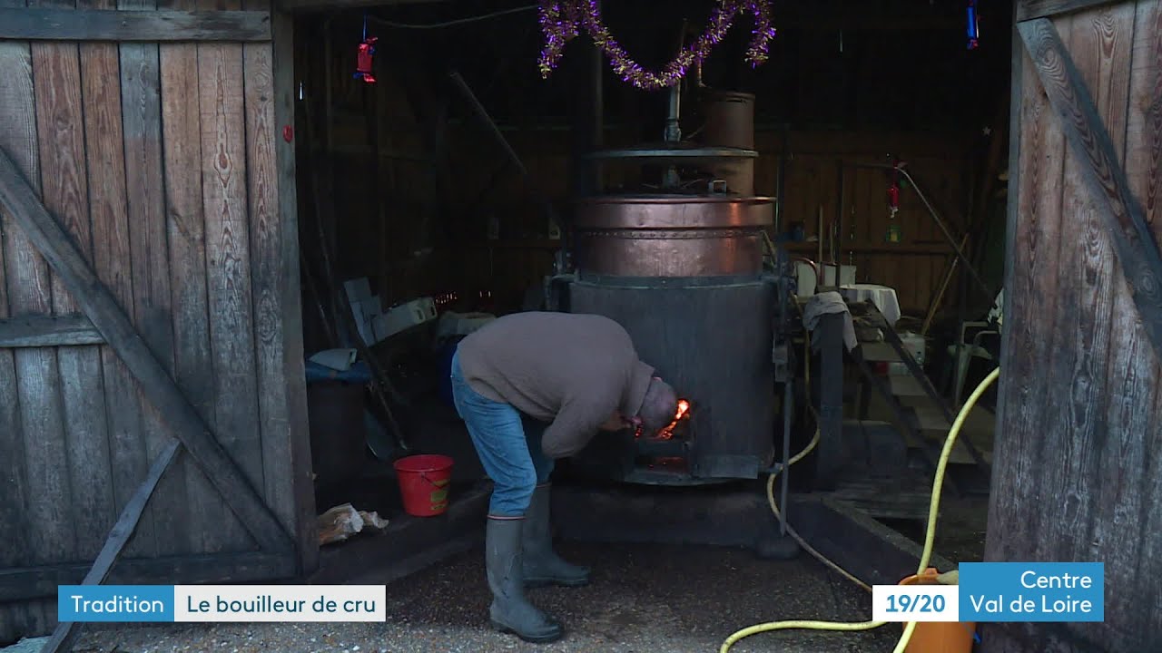 Découverte d'une tradition : bouilleur de cru, une fabrication artisanal d'eau de vie