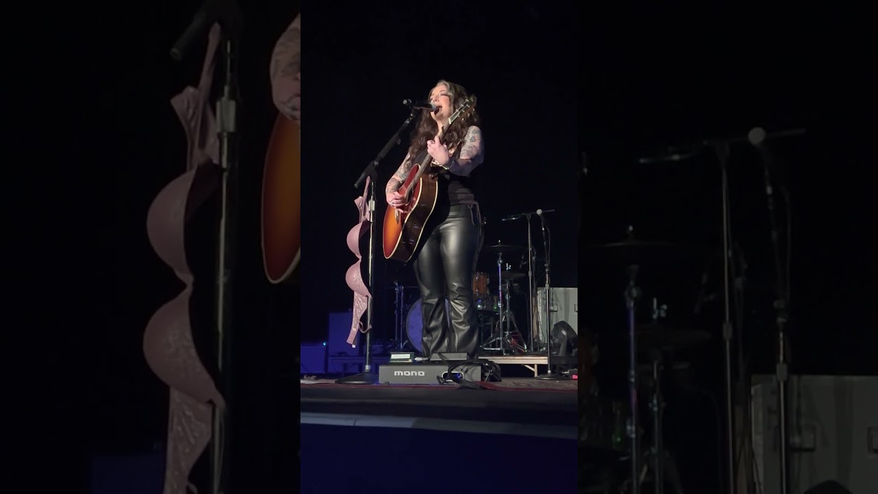 Ashley McBryde Arkansas Ft Smith 3/24/23