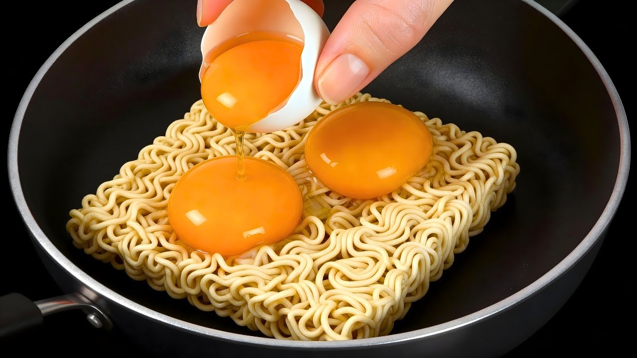 I cracked eggs on instant noodles… and it turned into this!