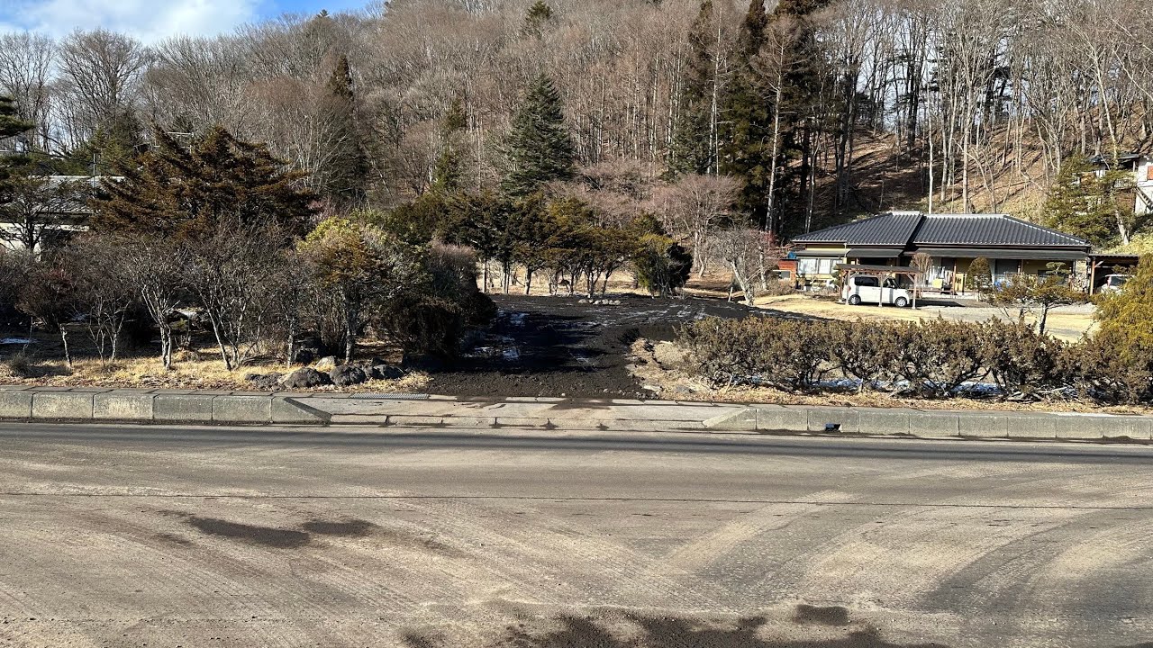 軽井沢駅南口5.6km【5,500万円】移住して事業する土地266.80坪建ぺい容積60/200