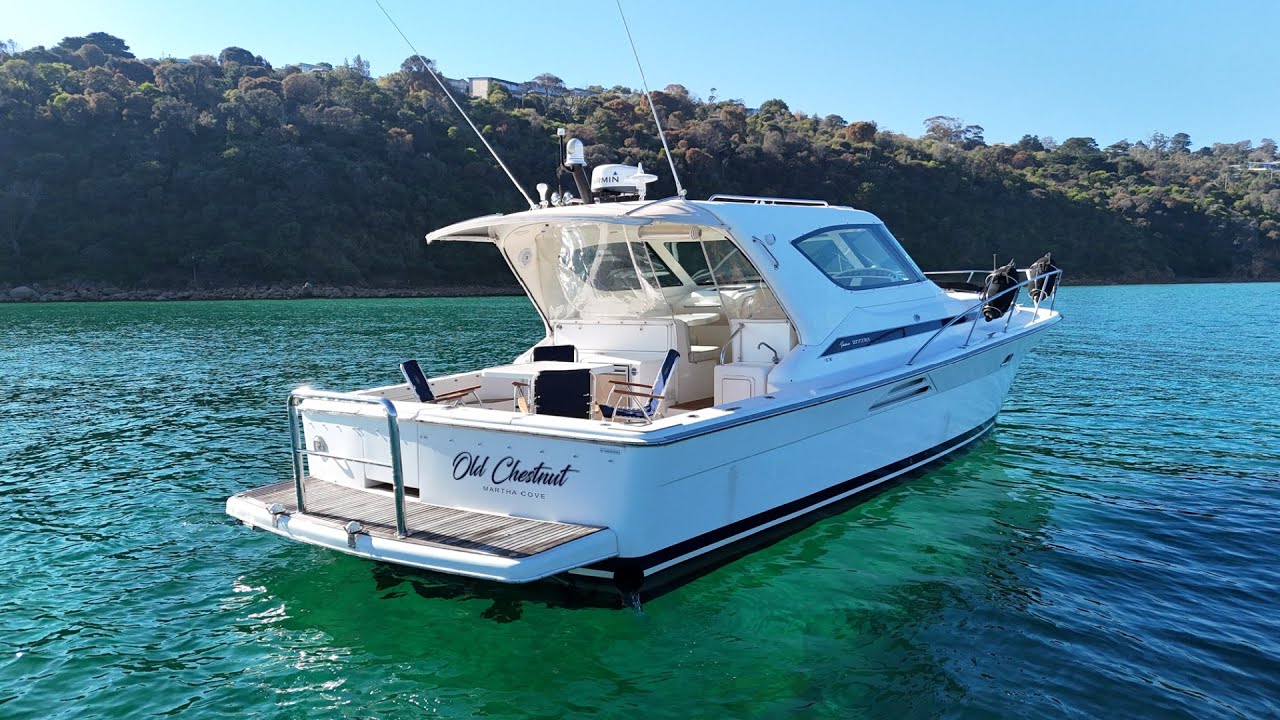 Walkthrough onboard Riviera 4000 Offshore 'Old Chestnut'