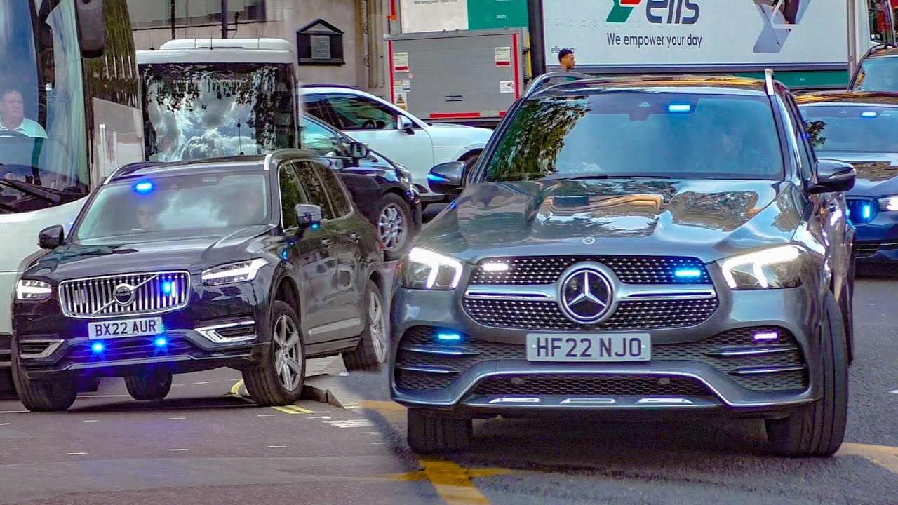 COUNTER TERRORISM CONVOY! - Many Cool Unmarked Police cars responding to various calls in London!