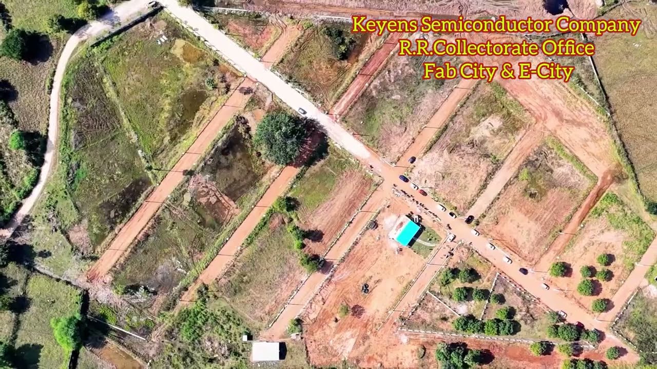 Villa Plots next to 330 Ft