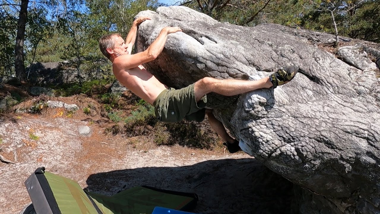 Fontainebleau | Bouldering | age 58 | Rocher de la Reine| Trois-Pignons