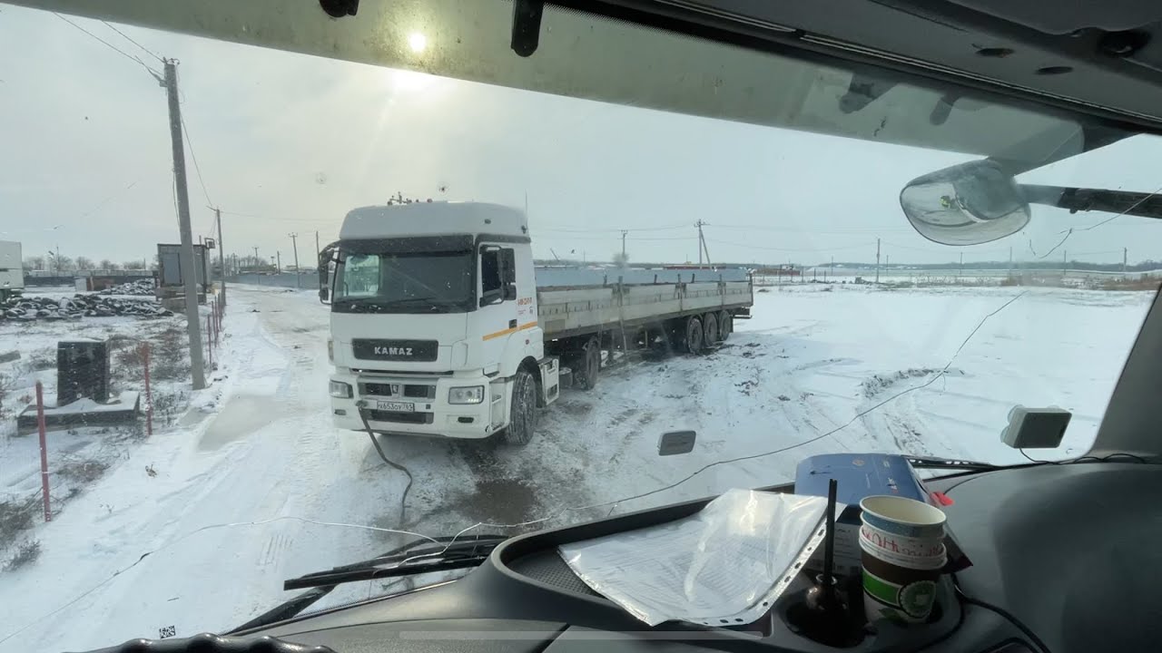 ГРУЗ СОРВАЛСЯ С КРАНА!!!🫣😬 ПОПАЛ В МЕТЕЛЬ😬😬🎅🏼❄️ Трудности работы зимой!