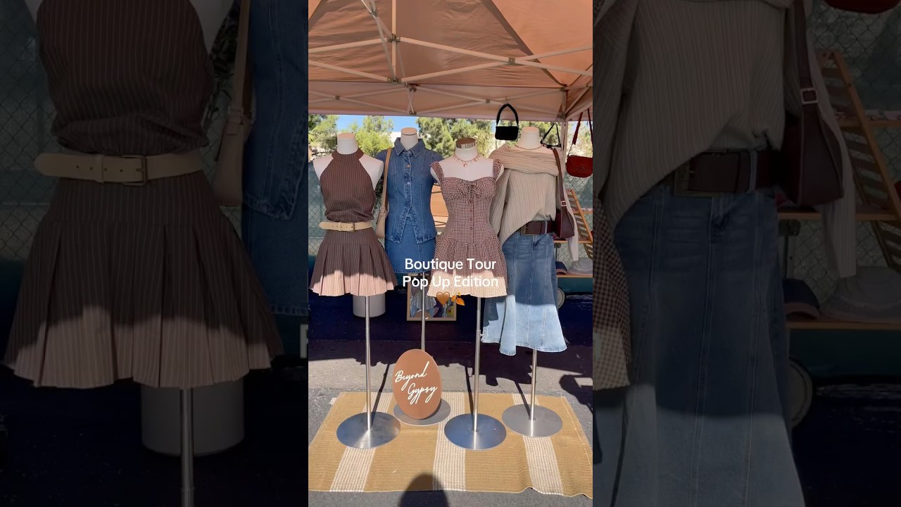 Pop Up Shop Booth 🤎 #popupshop #popup #falloutfits #fashiontrends #shopsmallbusiness #autumnoutfits