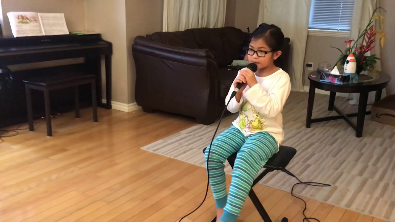 My Heart Will Go On (Titanic) - by Naomi (7 years old)